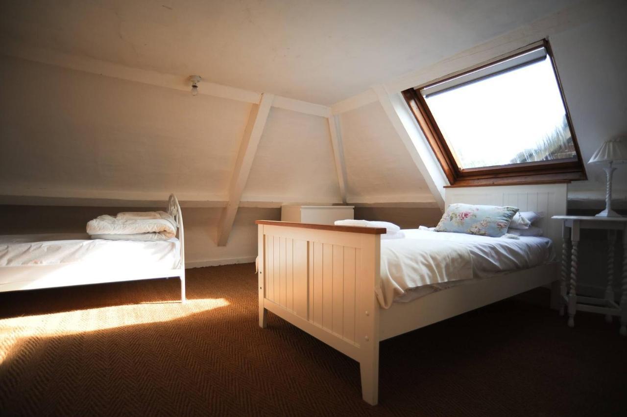 Manor House Moreton - Entire Holiday Home 多切斯特 外观 照片